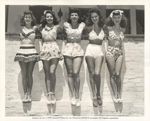 Actualités sur notre projet de diorama - Page 2 1940s-bikinis